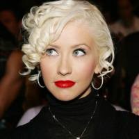 Hamil Dua Kali, Christina Aguilera Siap Melahirkan